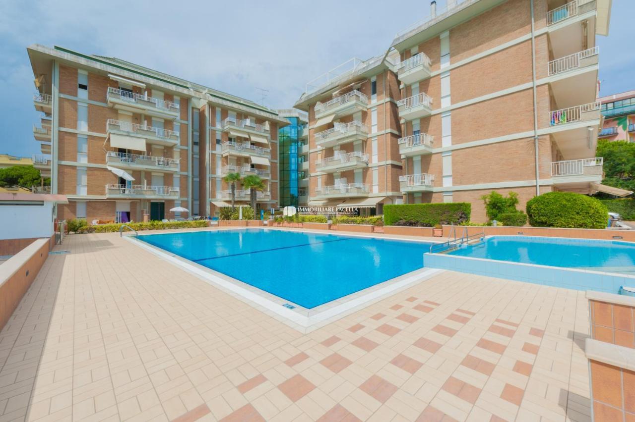 Residence Puerto Del Sol Lido di Jesolo Exterior foto